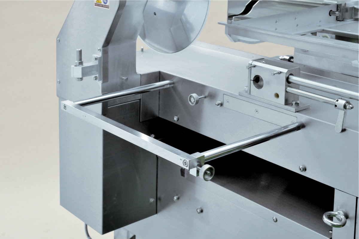 Photo: NAS-330S Hermes S