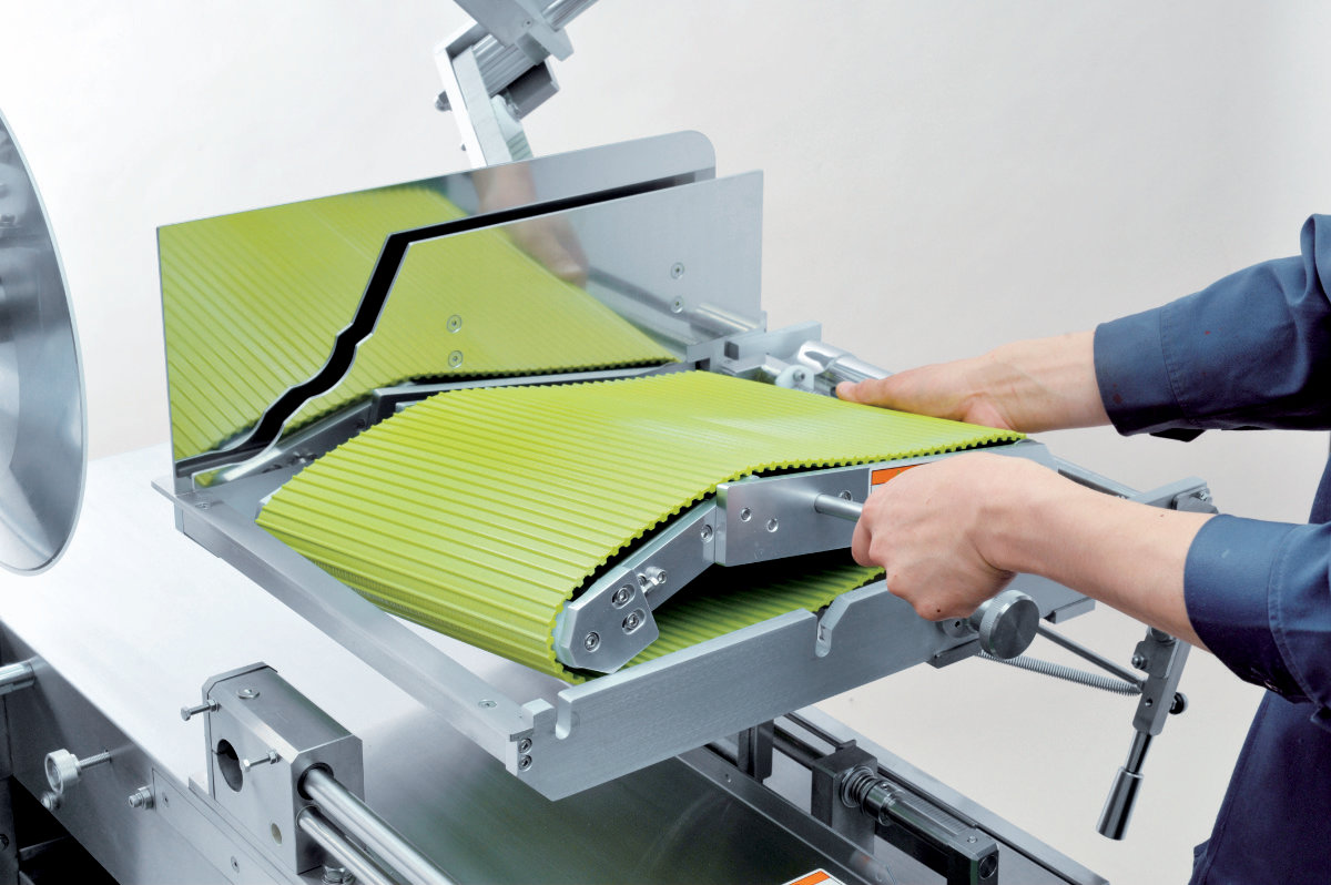 Photo: NAS-330S Hermes S