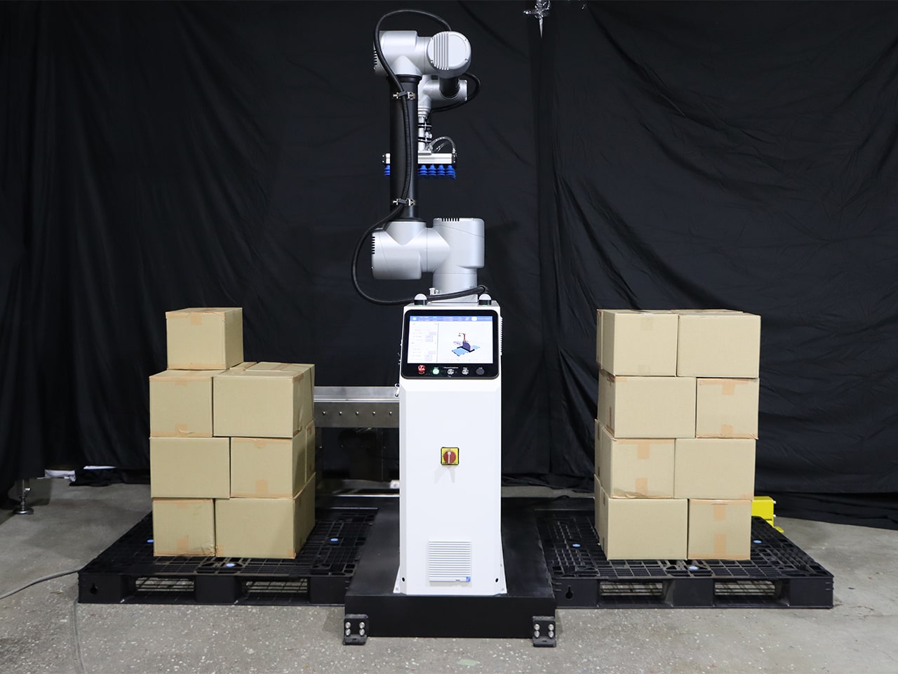 Photo: Palletizing in operation